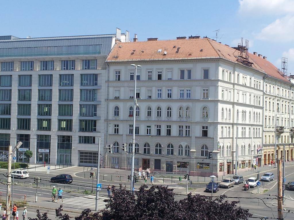 Studio Along The Danube บูดาเปสต์ ภายนอก รูปภาพ